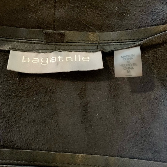 LN VERSATILE JACKET W/DRAPE DETAILING. OPEN FRONT, FRONT ZIP POCKETS, CUTE💞💞 - Picture 10 of 15